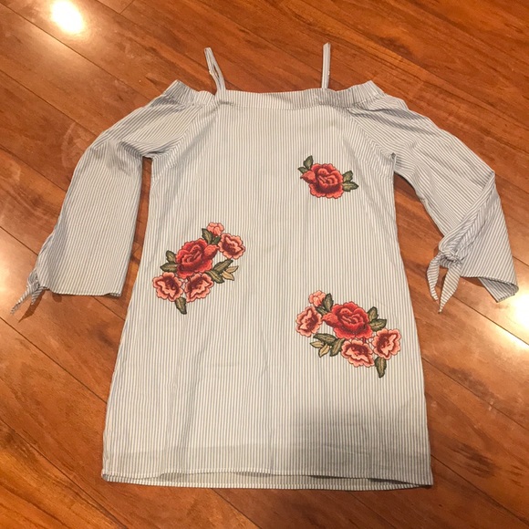 Romeo & Juliet Couture Dresses & Skirts - NWT Romeo & Juliet Couture Dress